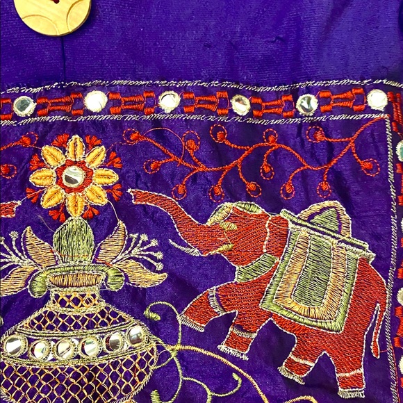 Purse - Picture 2 of 3